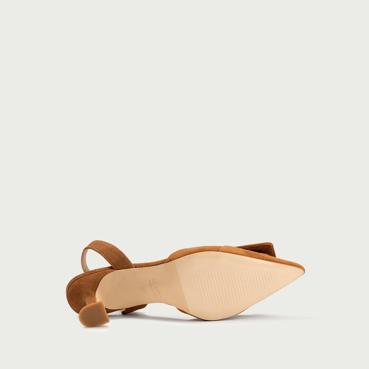 Pantofi cu toc avazat și accesoriu geometric camel Barbara din piele întoarsă naturală - Img 6