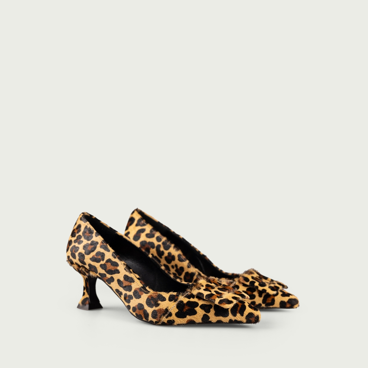 Pantofi stiletto animal print cu accesoriu geometric Alana din piele naturală - Img 2