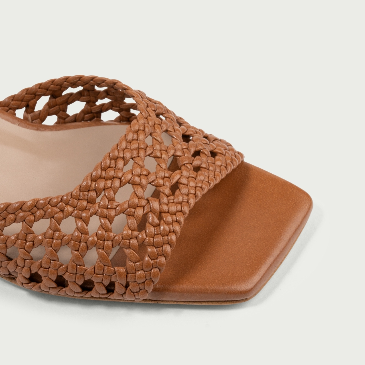 Sandale cu toc subțire camel Yolanda din piele naturalǎ - Img 4
