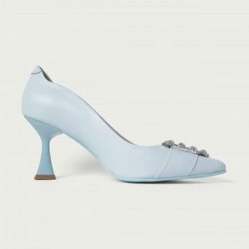 Pantofi stiletto cu toc subțire Innes din piele naturală baby blue și accesoriu cristal
