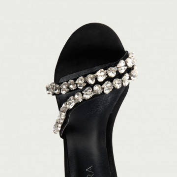 Sandale elegante cu toc subțire Elyse negre din piele întoarsă cu cristale albe