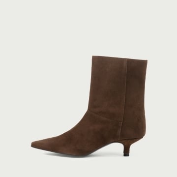 Botine cu toc mic maro ciocolatiu Amal din piele întoarsă naturală