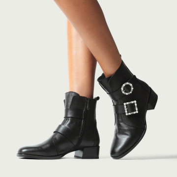 Cizme scurte negre Lee cu accesorii perle din piele naturală
