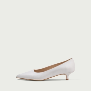 Pantofi albi cu toc mic Anemona din piele naturalǎ