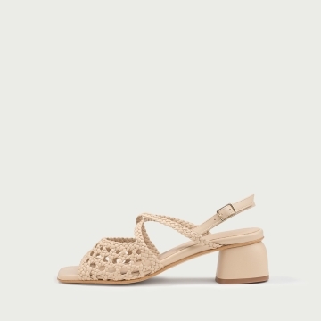 Sandale bej cu toc gros Amanda din piele naturală împletită