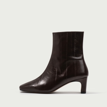 Botine maro cu vârf pătrat și toc gros Charlize din piele naturală embosată