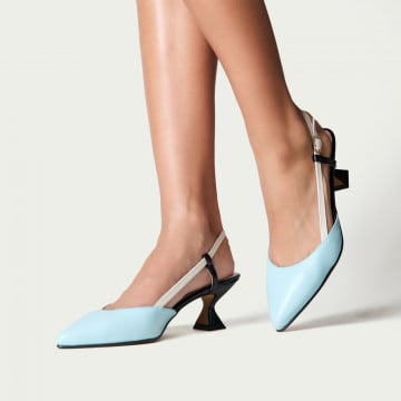 Pantofi decupați Léa din piele naturală baby blue cu toc mic