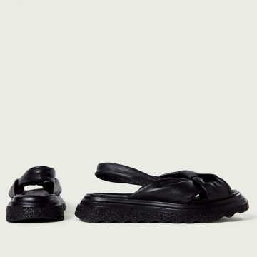 Sandale joase Evelyn negre din piele naturală moale împletită
