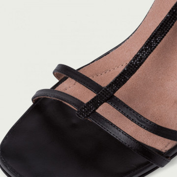 Sandale damă din piele naturală cu toc pătrat și cristale negre