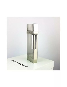 Brichetă metalică de lux Givenchy 2433 argintie, cu striatii, vedere laterala cu rotita de aprindere cu piatra