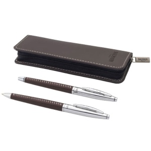 Balmain, set pentru scris, compus dinntr-un roller si un pix ambele in culori de maro si argintiu, impreuna cun un etui de culoare maro cu fermoar