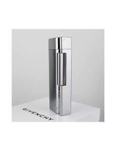 Bricheta premium Givenchy, aprindere cu piatra, vedere laterala dreapta, logo brandului pe partea frontala