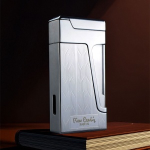 Brichetă de lux Pierre Cardin 272-03, argintie cu textură "Wood Grain", aprindere clasică cu piatră