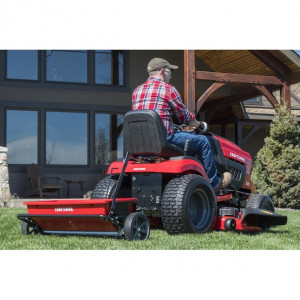 ATV Areator sa sejalicom i posipačem djubriva za travu