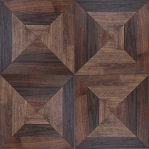 Solid Berlin panel - Walnut 