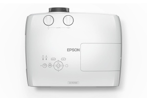 Proiector Epson EH-TW7000, 3LCD 3D active, 3000 lumeni, 4K PRO-UHD, 16:9, 4K enhancement, 40.000 : 1, lampa 3500 ore/ 5000 ore Eco mode, zoom 1.62x, dimensiune maxima imagine 500", distanta maxima de proiectie 23.8 m, USB 2.0 Type A (2x), USB 2.0 Type