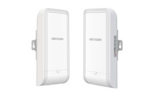 Kit Wireless Bridge Hikvision DS-3WF02-5AC/D 5Ghz 867Mbps 5KM, pana la 5km transmisie wireless, 867 Mbps 802.11ac wireless bridge, Built-in 12 dBi 2 x 2 MIMO antenna, Standard PoE, 2 × 10/100 Mbps RJ45 ports, dimensiuni: 90.8 mm × 187.87 mm × 57.87 mm,