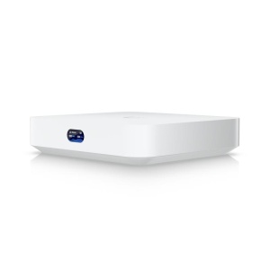 Router Ubiquiti UCG-MAX, 4 x LAN, 1 x WAN, 10/100/1000/2500 Mbps, 5 x RJ-45, procesor Quad-core ARM Cortex-A53 1.5 GHz, Memorie FLASH ROM 512 GB NVMe SSD