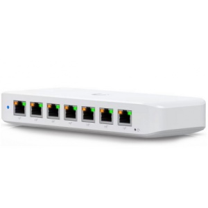 UBIQUITI 8 PORT GBE SWITC USW-ULTRA, dimensiuni: 203 x 76 x 33 mm, Greutate: 320g, Interfata: 8 x 10/100/1000Mbps, 7 porturi POE, Capacitate Switch: 16Gbps, Buget POE 42W.