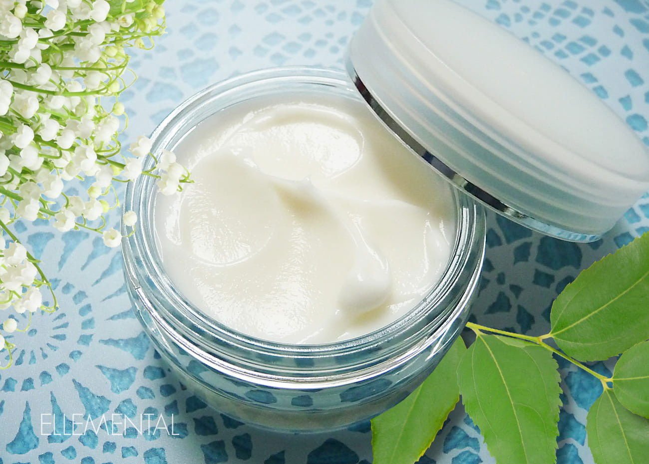 Cremă hidratantă Jojoba & Q10, ten mixt/gras
