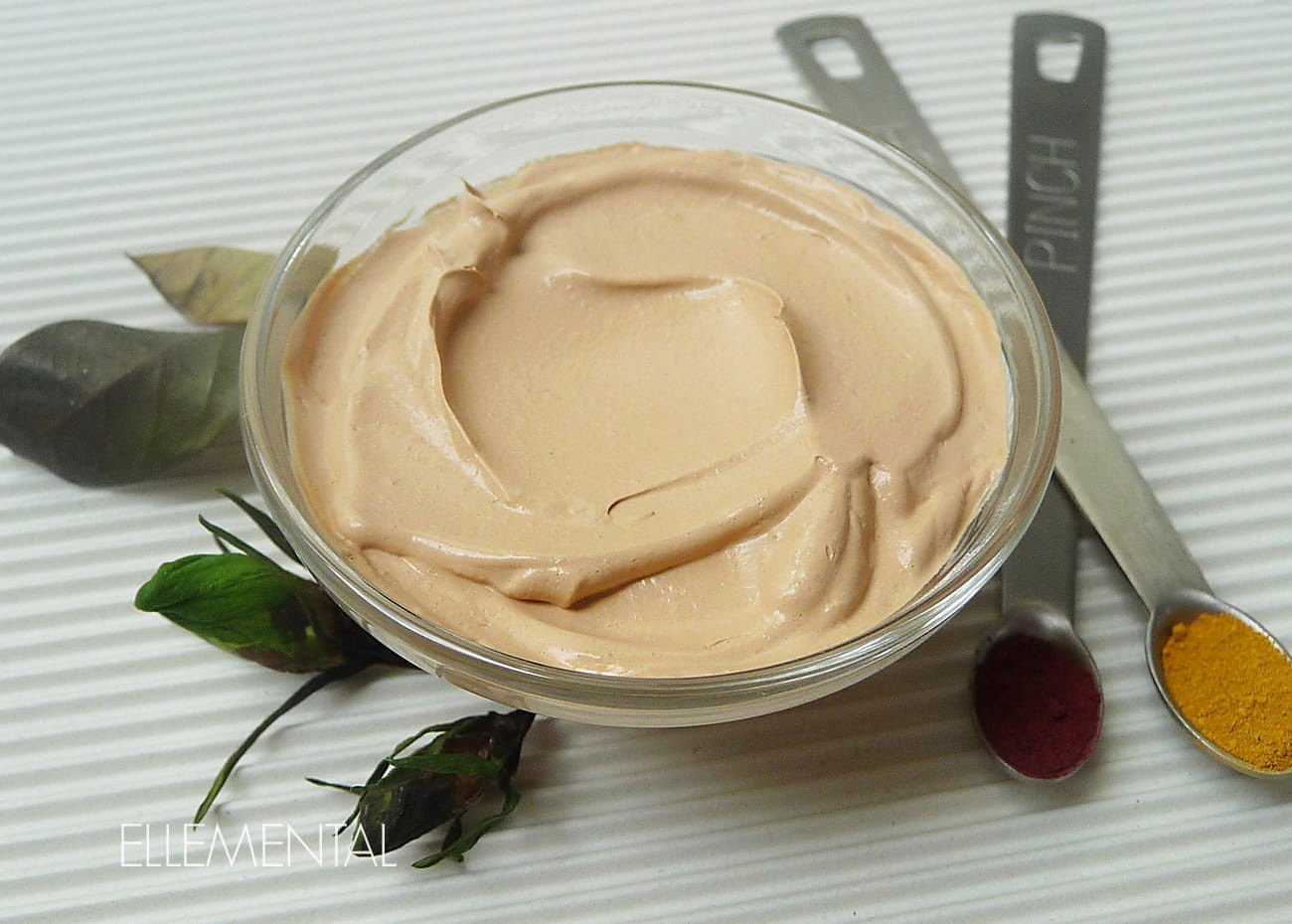 Fond de ten unifiant, anti-aging