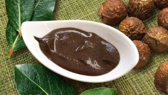 Mască de curățare și exfoliere cu Reetha, ten mixt/gras