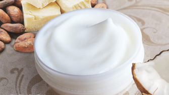 Cremă fină de corp Panthenol & Unt de Cacao