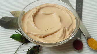 Fond de ten unifiant, anti-aging