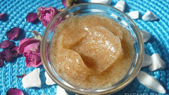 Gomaj de frumuseţe Rose & Ylang