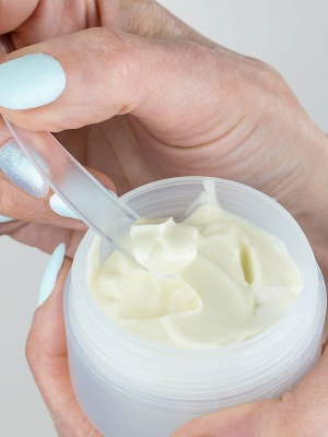 Spatulă cosmetică transparentă - Img 2
