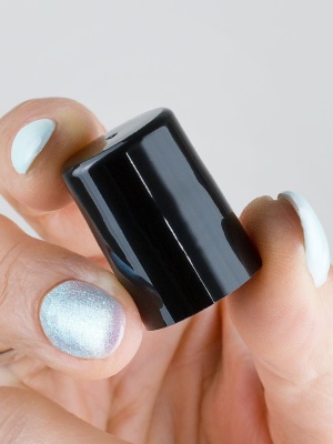 Capac Black Roll-on 10