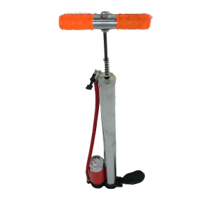 Pompa manuala auto BERVAS B2145, corp inox, cu manometru, presiune maxima 10 bari, furtun 60 cm, pentru umflarea anvelopelor cu racord compatibil