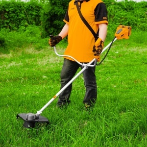 Motocoasa 40V 2 Acumulatori 4Ah INGCO CSTLI202522 Brushless, Trimmer si Lama 255mm pentru Iarba si Vegetatie - Img 8