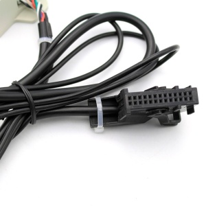 Cablu Interfata Video, Convertor CVBS‑RGBS Pentru Montare Camera Marsarier Aftermarket La RNS315 - Img 5