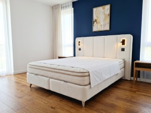 Set pat tapitat cu lada si saltea Oxford 160x200 cm white