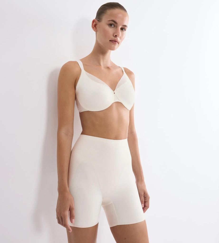 Triumph Body Make-Up Illusion Curve - Lenjerie Triumph