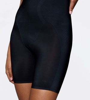 Chilot modelator înalt, Triumph BMU Illusion Curve Super HW Mid-Thigh Negru - Img 2