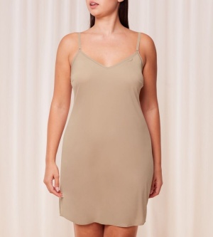 Furou lung fără cusături, antistatic, Triumph Body Make-Up T Dress 02 - Img 9