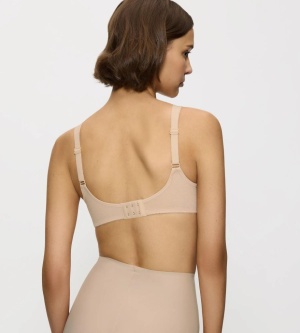 Sutien clasic, fără armătură Triumph Doreen + Cotton 01 N Bej - Img 2