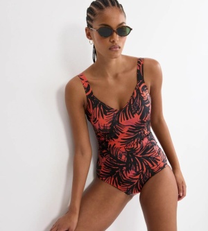 Costum de baie întreg cu efect modelator, Triumph Summer Palm OW, Maro - Img 4