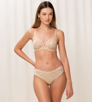 Sutien cu armătură și dantelă, Triumph Amourette 300 W Bej - Img 15