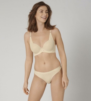 Triumph Aura Spotlight High Leg String - Img 3