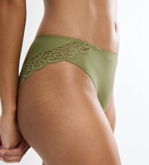 Chilot delicat cu dantelă, Triumph Amourette Tai Verde - Img 3