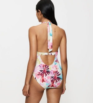 Costum întreg de baie cu cupe buretate și bretele halter, Triumph Summer Fleur OP Plunge - Img 2
