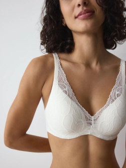 Sutien cu armătură și burete, Triumph Body Make-Up Illusion Lace WP Ecru - Img 3