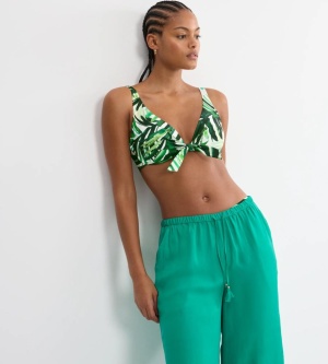 Sutien de baie cu armătură și decolteu adânc plunge, Triumph Summer Palm W, Verde - Img 4