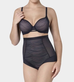 Triumph Airy Sensation WP Negru