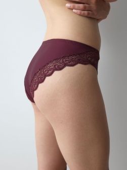 Chilot delicat cu dantelă, Triumph Amourette Tai Bordo - Img 5