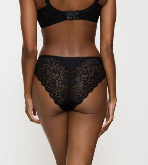 Chilot din dantelă răscroit, Triumph Amourette Highleg Tai