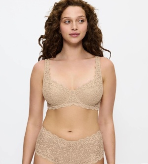 Sutien cu armătură și cupe buretate, din dantelă florală iconică, Triumph Amourette WHP Bej